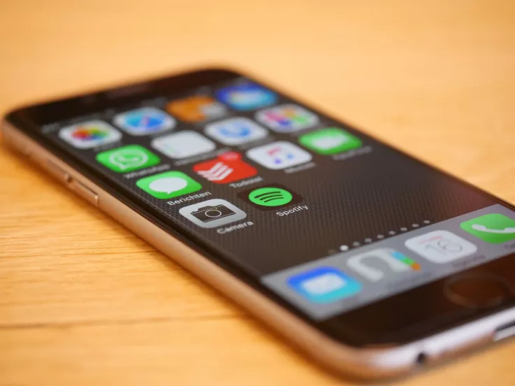Voucher για smartphone: Ποιοι δικαιούνται έως 70 ευρώ – Πότε ανοίγει η πλατφόρμα