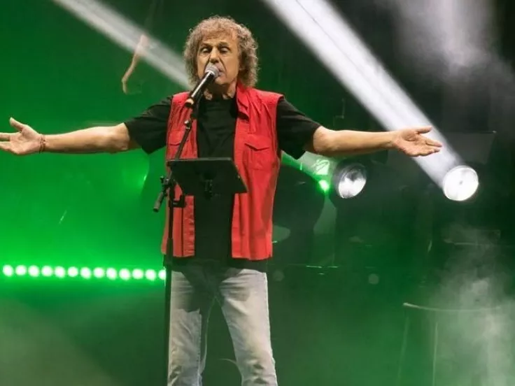 έγινε γνωστό ότι μέσα στην ημέρα αναμένεται να εκδοθεί δελτίο τύπου ή να δημοσιευτεί ανάρτηση, προκειμένου να αποσαφηνιστεί η κατάσταση της υγείας του