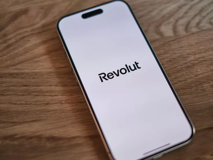 «Έπεσε» η Revolut: Προβλήματα στην εφαρμογή – Τι αναφέρει η εταιρεία