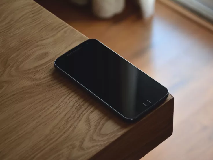 Voucher έως 70 ευρώ για smartphone: Ποιοι μπορούν να το πάρουν – Πότε ανοίγει η πλατφόρμα