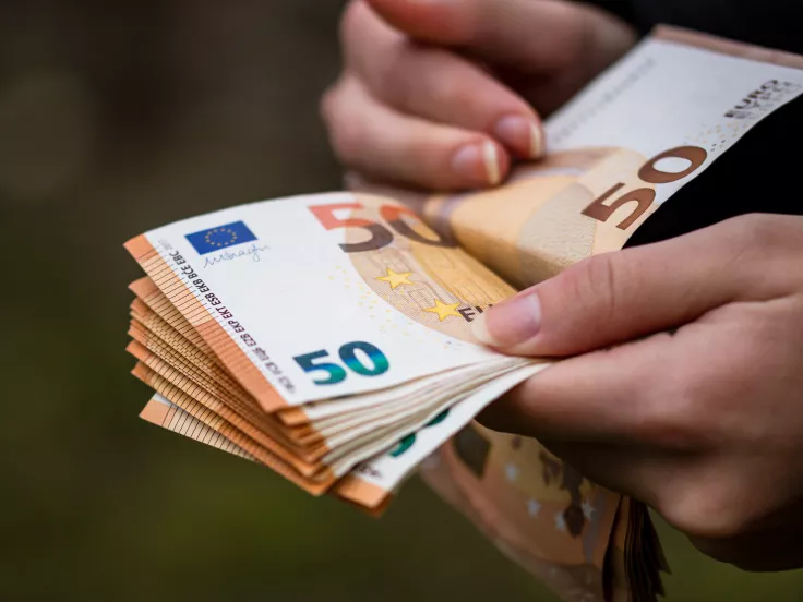 Δώρο Χριστουγέννων στο Δημόσιο: Πότε πληρώνεται - Η ημερομηνία
