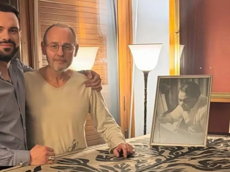 Ακυκλοφόρητο έργο του Μάνου Χατζιδάκι έρχεται στο φως σχεδόν 30 χρόνια μετά τον θάνατό του