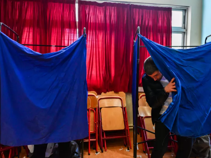 Εκλογές Συνέδρων στο ΠΑΣΟΚ: Υπολογίζεται συμμετοχή άνω των 150.000 μελών μέχρι τις 8 το βράδυ