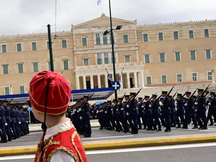 Κυκλοφοριακές Ρυθμίσεις στην Αθήνα και Θεσσαλονίκη για την 25η Μαρτίου: Τι Πρέπει να Γνωρίζετε