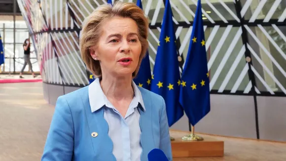 κομισιόν_ούρσουλα_φον_ντερ_λαιεν