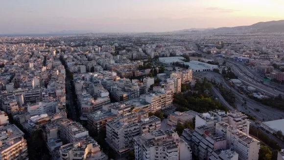 σπίτια_πόλη_πολυκατοικίες