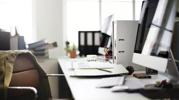 Δημόσιο: Τι αλλάζει στις άδειες (νομοσχέδιο)