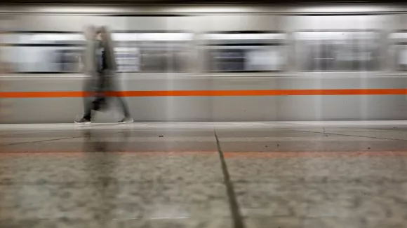 Μετρό και σιδηροδρομικός σταθμός της ΣΤΑΣΥ