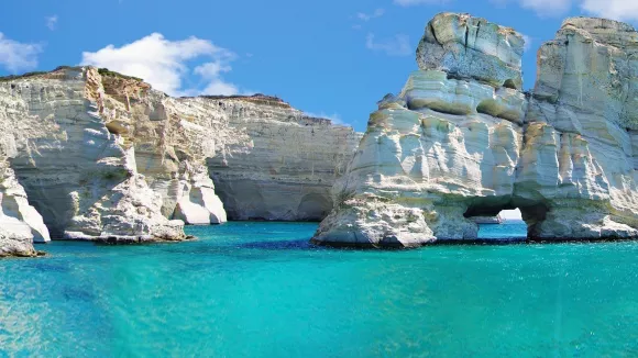 Ιδιαίτερα δημοφιλείς στην αμερικανική και καναδική αγορά η Μήλος, η Τήνος και η Πάρος