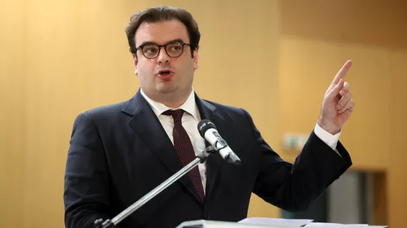 Πιερρακάκης: Τι είπε για το μισθολόγιο, την αξιολόγηση, τον διαγωνισμό ΑΣΕΠ 