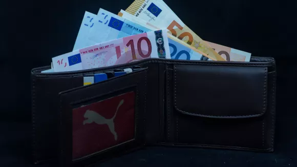Χρήματα και συντάξεις