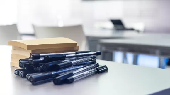 Σχολεία και αίθουσες