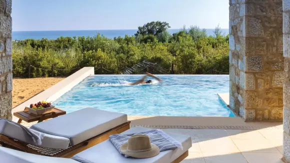 Θέσεις εργασίας στα Costa Navarino
