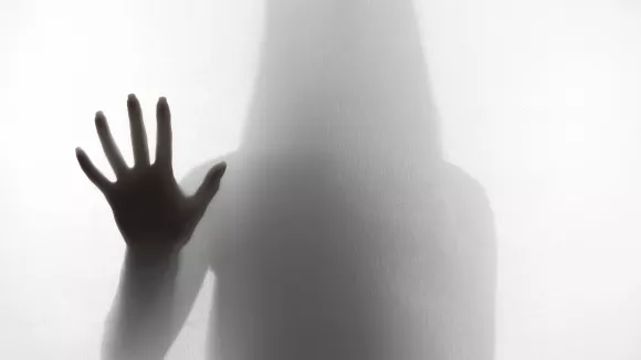 Σοκαριστική καταγγελία 13χρονης: Τη βίασε ο 47χρονος θείος φίλης της