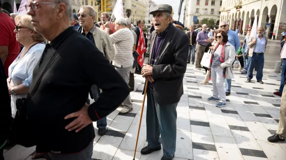 ΔΝΤ: Αποκαλύπτει ότι οι Έλληνες γερνούν πιο υγιείς - Θέλει δουλειά μέχρι τα βαθιά γεράματα