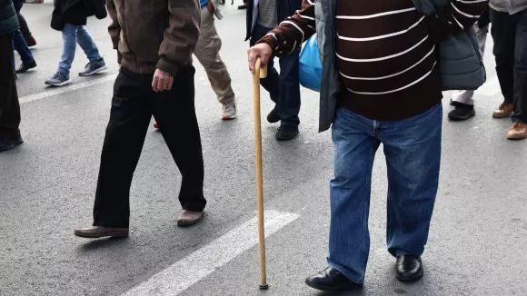 Συντάξεις Μαΐου 2025: Πότε πάνε στα ΑΤΜ οι συνταξιούχοι