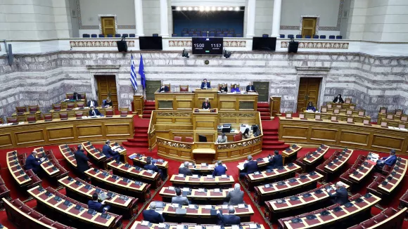 Βουλή: Στην Ολομέλεια σήμερα το νομοσχέδιο για την «Ενίσχυση της κεφαλαιαγοράς και άλλες διατάξεις»