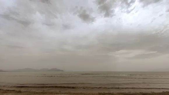 Καιρός Το καλοκαίρι είναι εδώ - Ζέστη με 30αρια και αφρικανική σκόνη