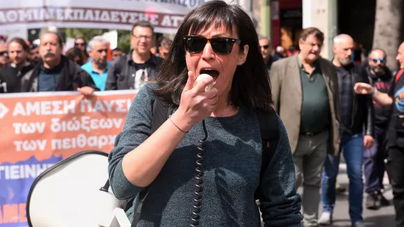 Στάση εργασίας στο Δημόσιο την Παρασκευή - Τι θα γίνει με τις πανελλήνιες