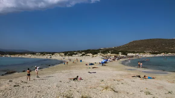 Ελαφόνησος: Νέες θέσεις εργασίας χωρίς πτυχίο