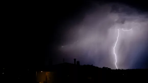 ΕΜΥ: Επικαιροποιήθηκε το έκτακτο δελτίο - Ισχυρά καιρικά φαινόμενα σήμερα