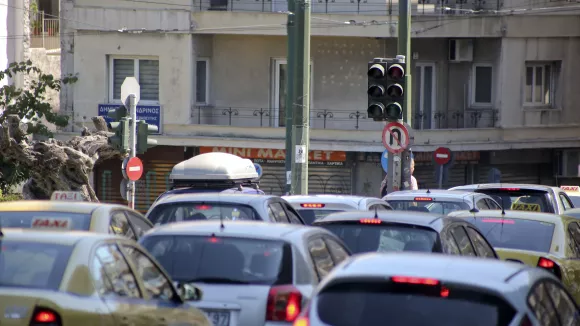 Κίνηση τώρα: Κυκλοφοριακό χάος σε Κηφισιάς και Αττική Οδό 