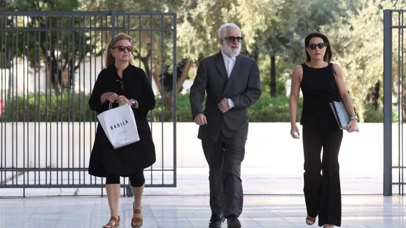 Πέτρος Φιλιππίδης