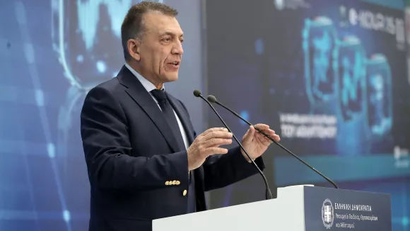 Τελεσίγραφο Βρούτση: «Αν δεν έρθουν Αγγελόπουλοι-Γιαννακόπουλος, τέλος το πρωτάθλημα»