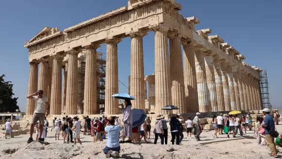 Κλείνει για 4 ώρες σήμερα η Ακρόπολη - Δύο μέτρα και δύο σταθμά στον καύσωνα
