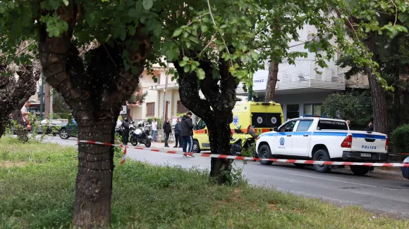 Κολωνός: Πυροβολισμοί σε καφετέρια - Δύο τραυματίες