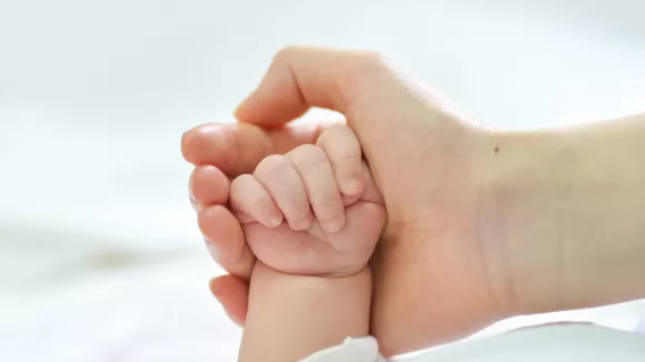 Επίδομα παιδιού: Άνοιξε σήμερα η πλατφόρμα - Πώς κάνετε αίτηση