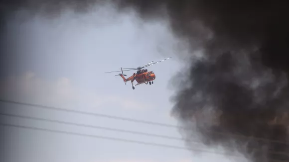 Φωτιά τώρα στο Αλιβέρι Εύβοιας - Ήχησε το 112