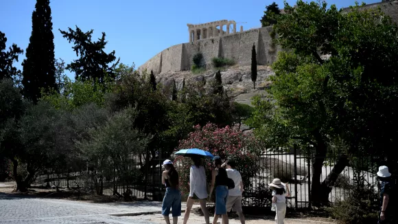 Σε κλοιό καύσωνα από σήμερα η χώρα - Σε ποιες πόλεις θα «χτυπήσει»