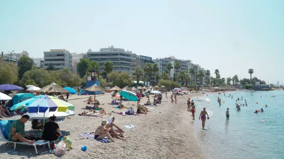 Σε κλοιό καύσωνα από σήμερα η χώρα και για όλη την εβδομάδα