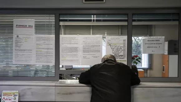 Καύσωνας Οδηγίες ΥΠΕΣ για την προστασία των δημοσίων υπαλλήλων