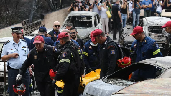 Εφτά χρόνια από τη φονική πυρκαγιά στο Μάτι: «Ζούμε κάθε μέρα με τον πόνο»