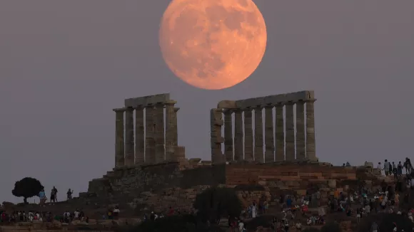 Αυγουστιάτική πανσέληνος