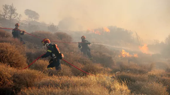 Ξέσπασε πυρκαγιά Αμμότοπο Άρτας – Ήχησε το 112 για εκκένωση