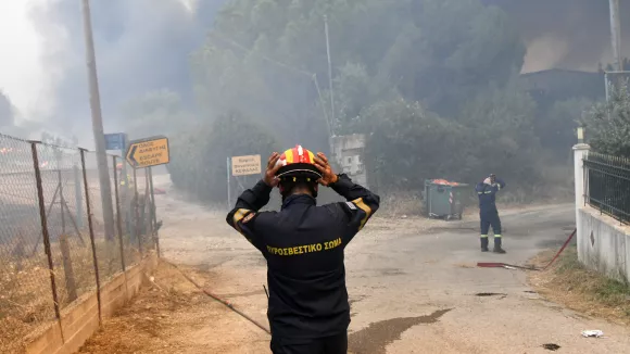 Πυρκαγιά στην Πρέβεζα: Απανωτά μηνύματα του 112 - Εκκενώνονται ακόμη πέντε οικισμοί