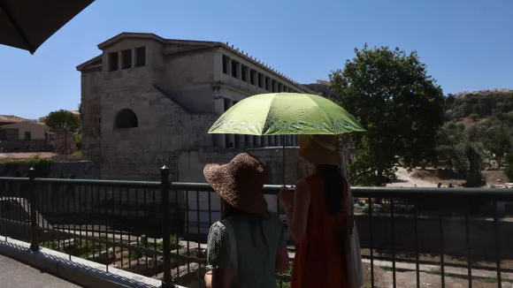 Μίνι καύσωνας σήμερα: Στους 40°C το θερμόμετρο - Ομίχλες και βροχές