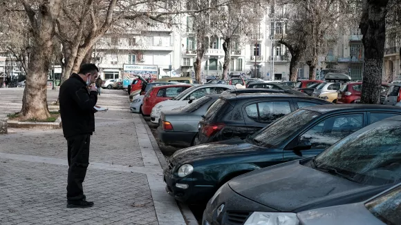 Αθήνα: Οι θέσεις στάθμευσης έφτασαν να κοστίζουν όσο ένα...σπίτι