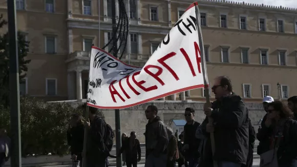 Απεργία ΓΣΕΕ - ΑΔΕΔΥ: Παραλύει η χώρα την 1η Οκτωβρίου