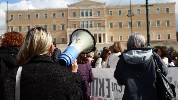 Σχολεία: Στάσεις εργασίας των εκπαιδευτικών με το «καλημέρα»