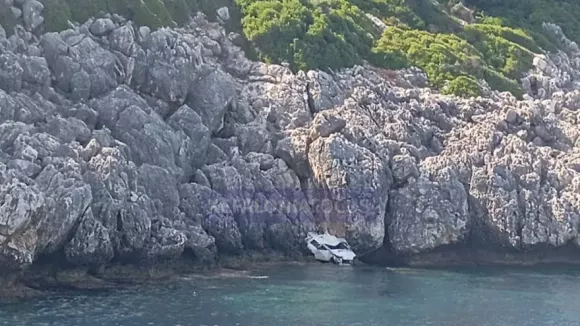 Τραγωδία στην Κεφαλονιά: Νεκρός 23χρονος - Το αυτοκίνητό του έπεσε σε γκρεμό