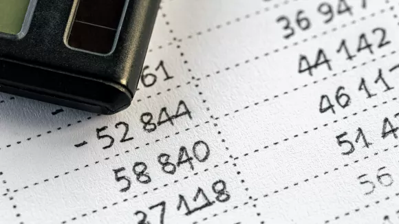 ΕΛΣΤΑΤ: Στο 2,9% ο πληθωρισμός τον Αύγουστο - Αυξήσεις σε ενοίκια, τρόφιμα, μεταφορές