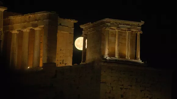 Πανσέληνος Σεπτεμβρίου: Πότε θα δούμε το «Φεγγάρι του Καλαμποκιού» στον ουρανό