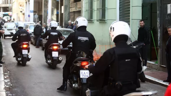 Νέο μισθολόγιο για αστυνομικούς, λιμενικούς και πυροσβέστες – Ποιες αυξήσεις προβλέπονται