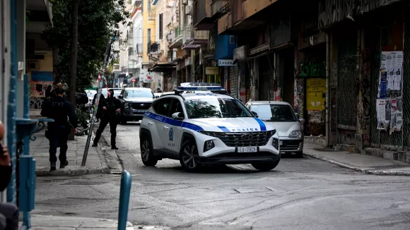 Ύποπτο σακίδιο στα Εξάρχεια - Έκλεισαν δρόμοι γύρω από τη Χαριλάου Τρικούπη