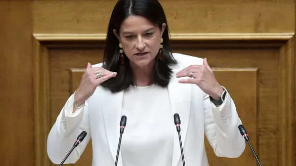 Κεραμέως: Το 13ωρο είναι κατ’ εξαίρεση – Απαιτεί συναίνεση του εργαζομένου