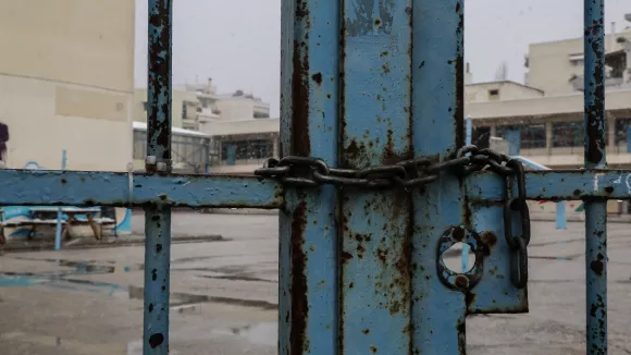 κλειστό σχολείο